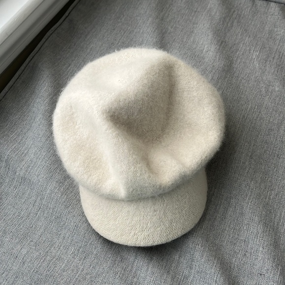 Vintage Accessories - Womens Vintage White Wool Newsboy Cap